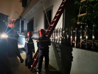 Giải cứu 4 người khỏi đám cháy nhà ở Hải Phòng