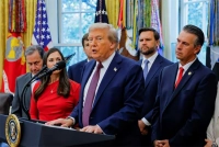 Mỹ tuyên bố tấn công tàu Venezuela nghi chở ma tuý