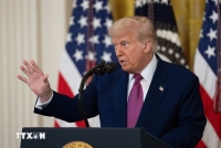 Tổng thống Mỹ Donald Trump kêu gọi áp trần lãi suất thẻ tín dụng 10%