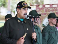 Tổng thống Venezuela chìa ‘cành ô liu’ với Mỹ