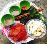 Về Đồ Sơn mùa sứa đỏ