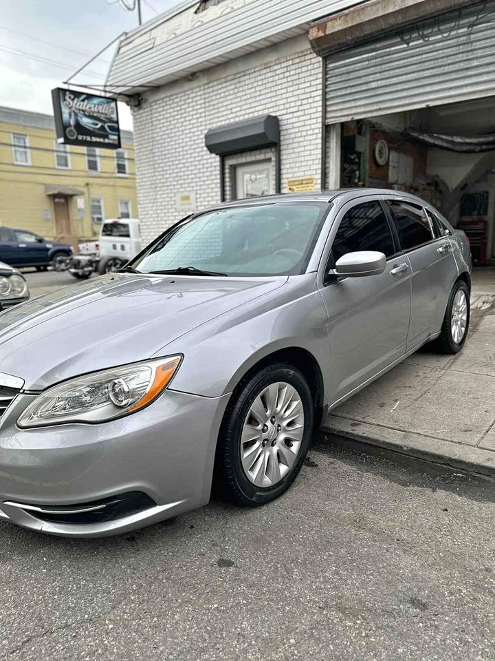 2014 Chrysler 200