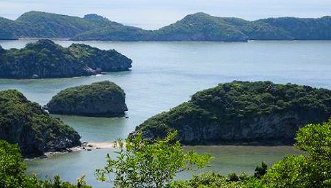 Việc chuyển huyện đảo Cát Hải thành đặc khu hành chính sẽ giúp thúc đẩy phát triển kinh tế biển du lịch, cải thiện đời sống dân cư.