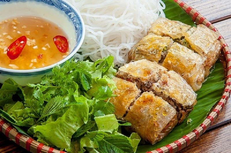 Bún chả nem cua bể
