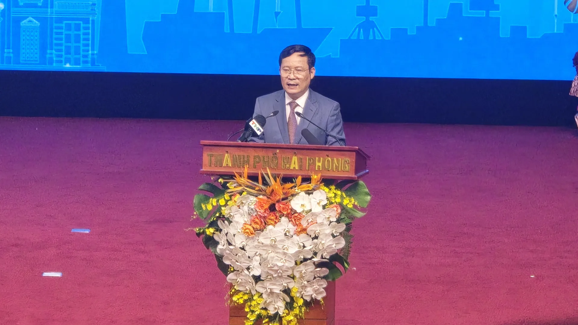 Chủ tịch Liên đoàn Thương mại và Công nghiệp Việt Nam (VCCI) Phạm Tấn Công phát biểu tại Hội nghị