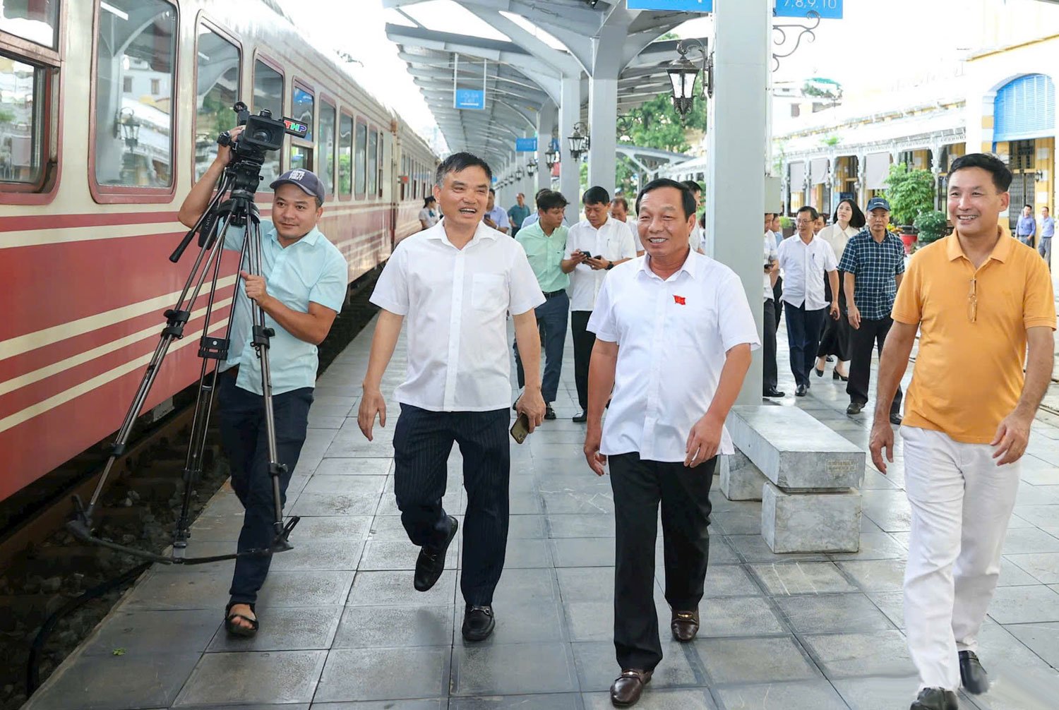 Chuẩn bị điều kiện đáp ứng nhu cầu đi lại bằng tàu hỏa của cán bộ khu vực phía Tây sang Đông Hải Phòng làm việc